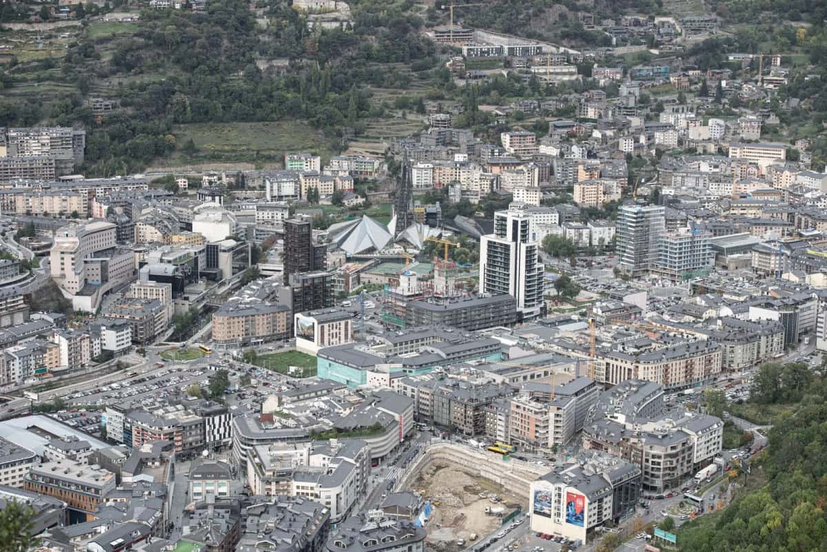Randonnée dans les Pyrénées andorranes